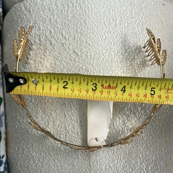 Girls Gold Leaf Hair Accessory NWT - Picture 7 of 8